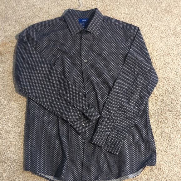 Apt 9 button down Shirt - Picture 1 of 2
